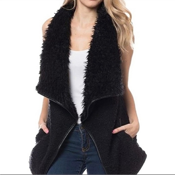 NWOT Love tree fur vest black size L - Picture 1 of 9